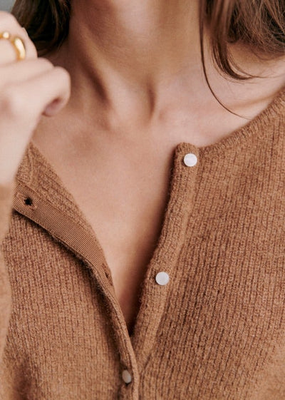 ELOISE – KLASSIEK BUTTON-DOWN VEST