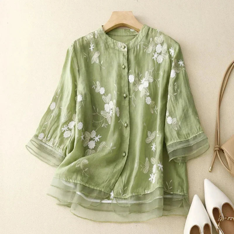 Nadine™ | Geborduurde Blouse