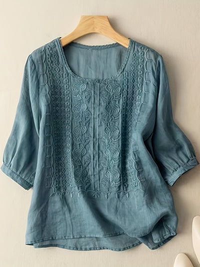 NATALIE – TIJDLOZE ELEGANTIE GEBORDUURDE BLOUSE