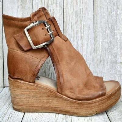 TORI – CHIQUE WIGSANDAALTJES MET GESP