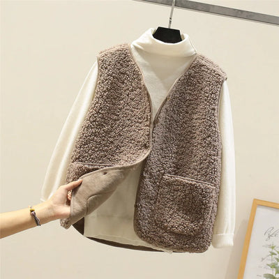 FABIENNE – GEZELLIG BUTTON-UP VEST