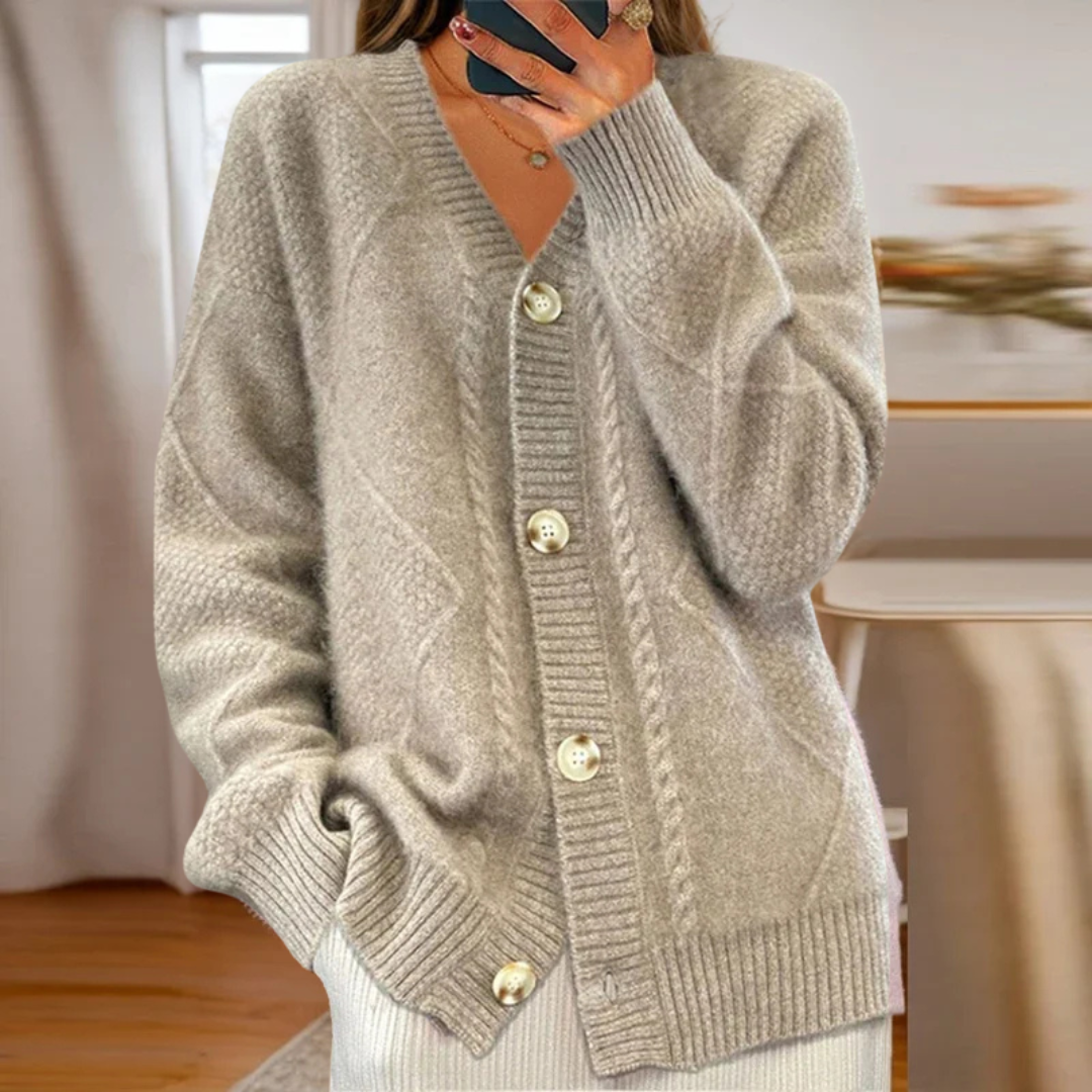 EVERLY – GEZELLIG GEBREID VEST MET KNOPEN