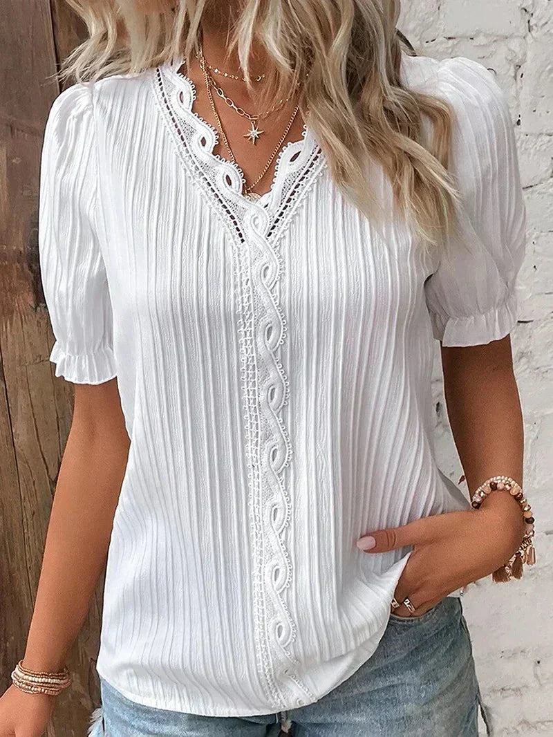 Bea™ | Charmante blouse met elegante details
