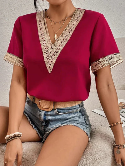 Davina™ | Elegante blouse met luxe kanten details