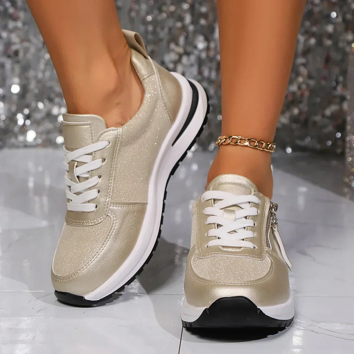 RILEY – GLANZEND COMFORT SNEAKER