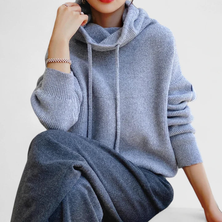 ISABELLE – RELAXTE HOODED TRUI