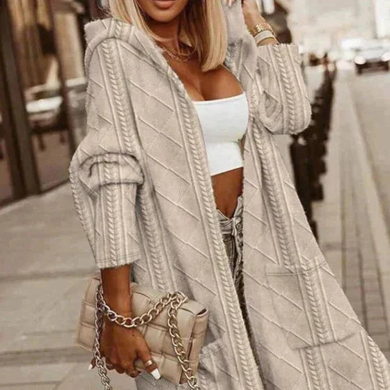 BELLE – LUXE LANGE GEBREIDE CARDIGAN MET CAPUCHON